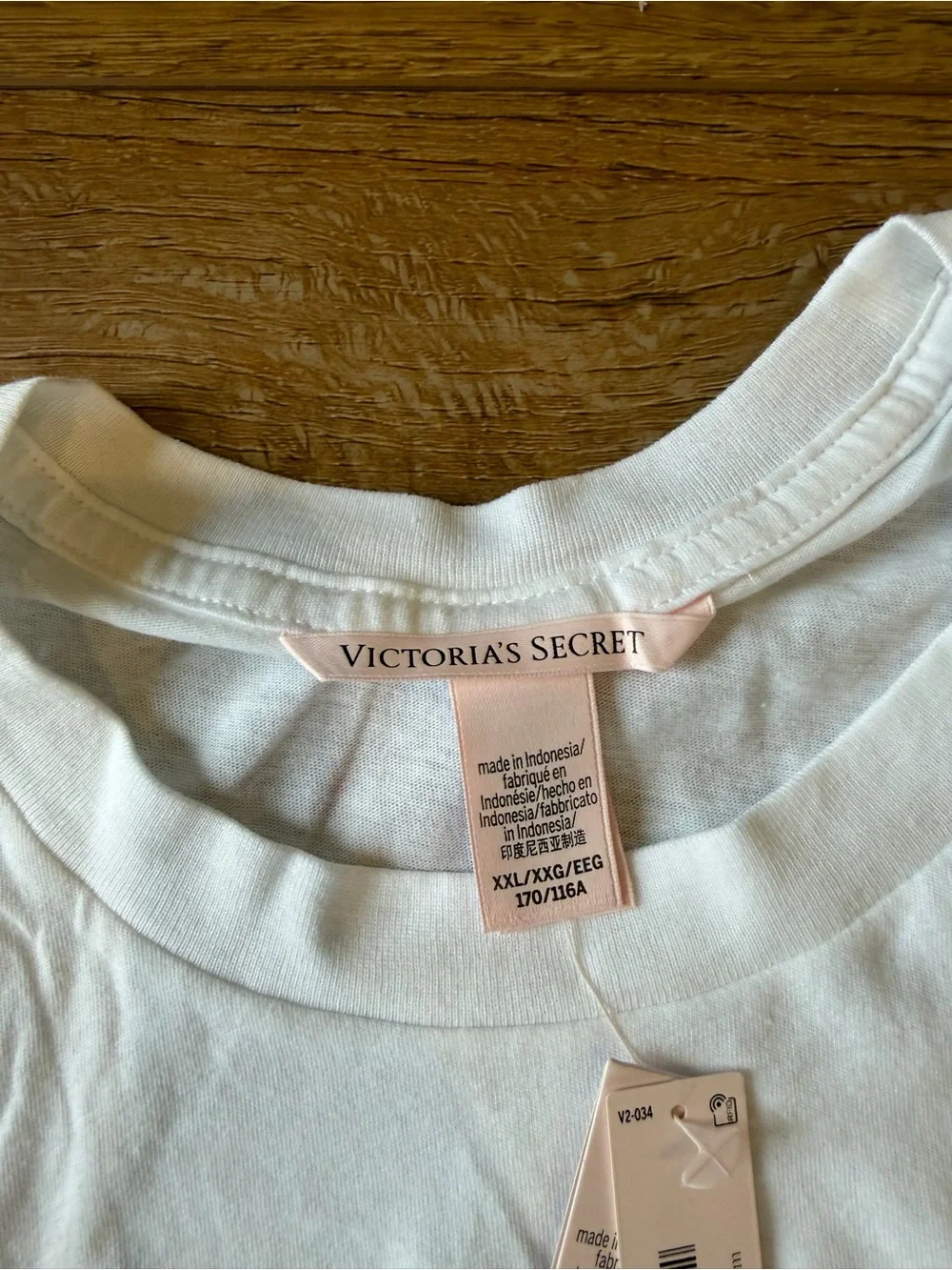 NWT Victoria's Secret White Logo Tee & Shorts Pajama Set Extended Size XXL Cotto - Picture 8 of 8